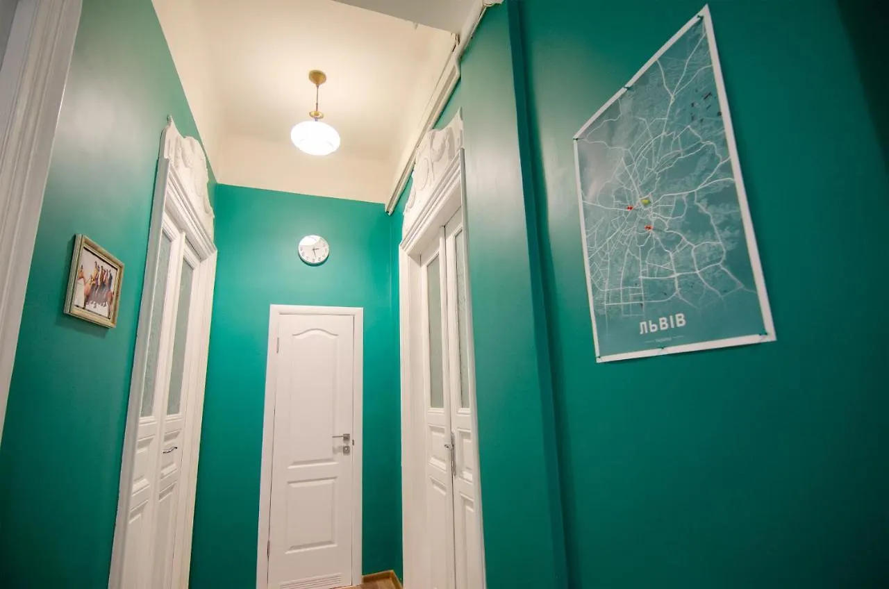Friends Hostel Lviv Shevchenko Str Украина