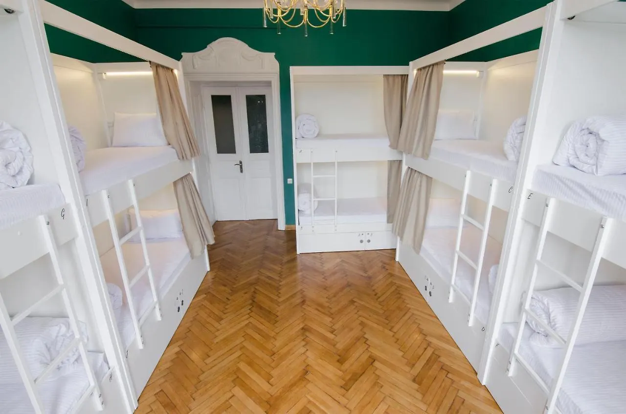 Friends Hostel Lviv Shevchenko Str Украина